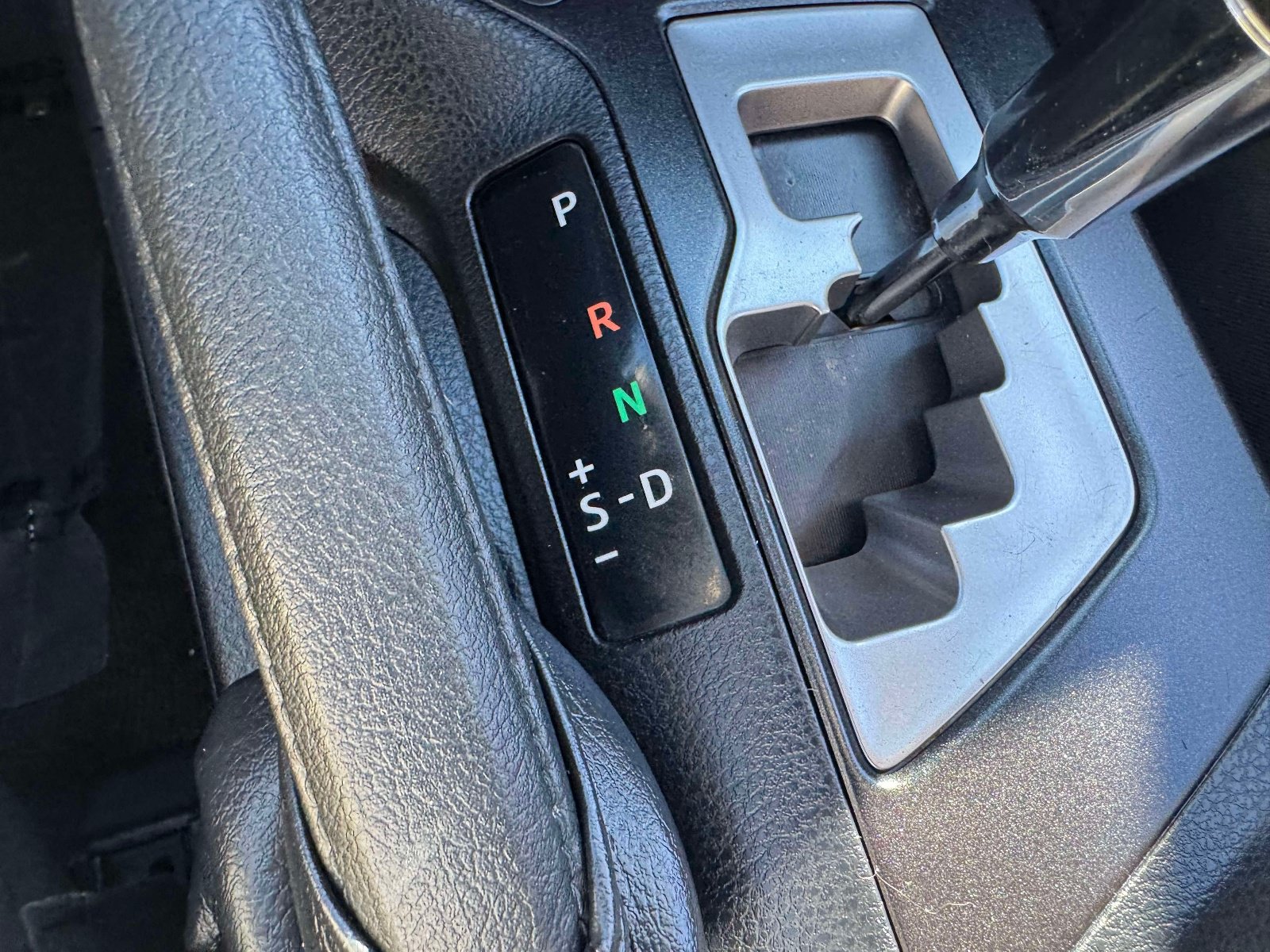 Used 2016 Toyota RAV4 XLE w/ Convenience Package AWD/4WD image 38
