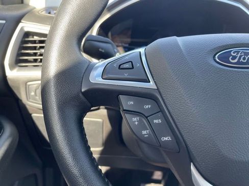 Certified 2017 Ford Edge SEL w/ Equipment Group 201A AWD/4WD image 10