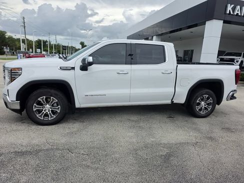 Used 2026 GMC Sierra 1500 SLT RWD image 2