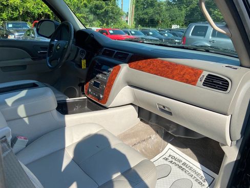 Used 2013 Chevrolet Tahoe LT w/ Luxury Package image 12