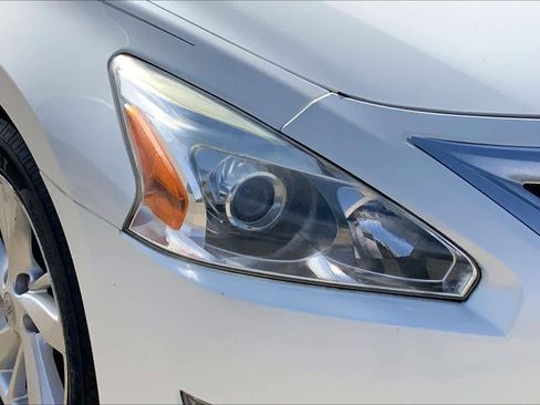 Used 2013 Nissan Altima 2.5 SV image 27