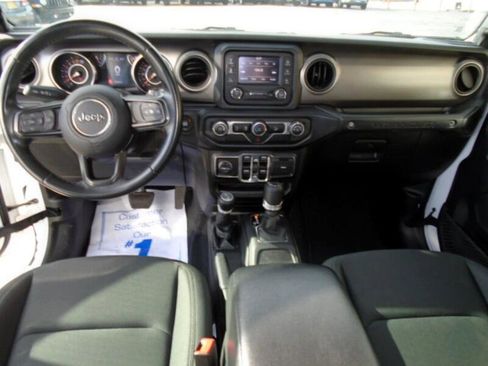 Used 2020 Jeep Wrangler Unlimited Sport S image 11