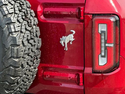 Certified 2025 Ford Bronco Badlands AWD/4WD image 26