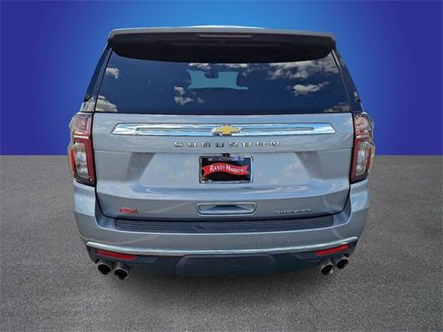 Used 2024 Chevrolet Suburban Premier image 6