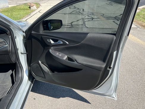 Used 2019 Chevrolet Malibu LT w/ Driver Confidence Package image 22