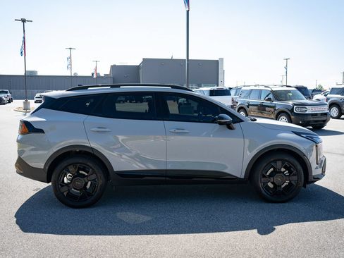 Used 2026 Kia Sportage X-Line w/ X-Line Premium Package AWD/4WD image 11