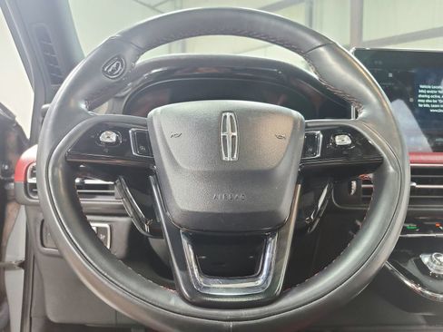 Used 2023 Lincoln Corsair Reserve w/ Equipment Group 201A FWD image 25