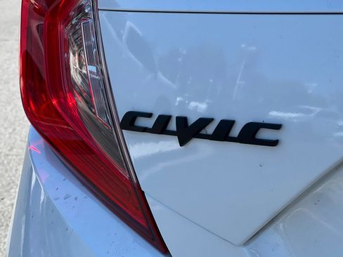 Used 2018 Honda Civic EX-T image 45