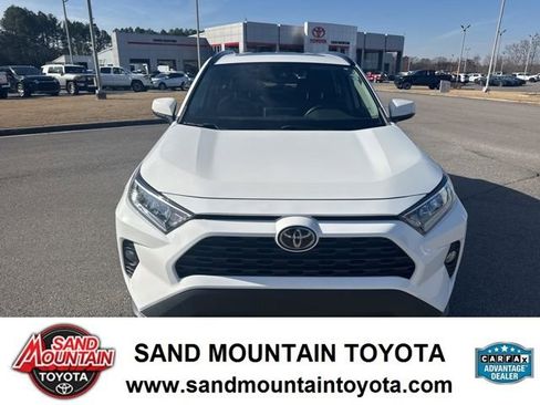 Used 2021 Toyota RAV4 XLE image 7