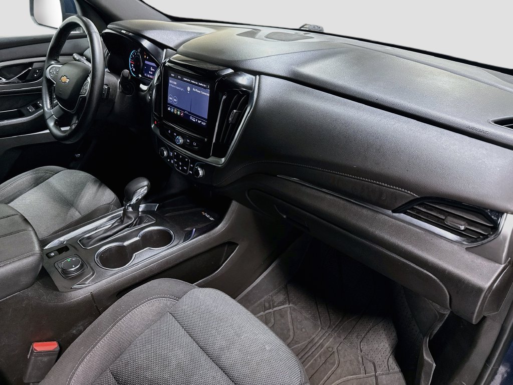 Used 2023 Chevrolet Traverse LT FWD image 30