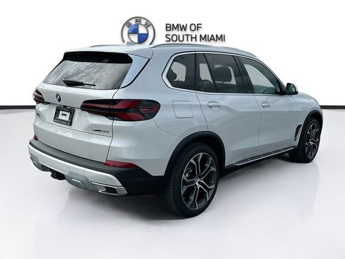 New 2026 BMW X5 sDrive40i w/ Executive Package image 6