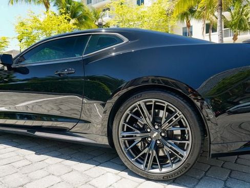Used 2018 Chevrolet Camaro ZL1 RWD image 16