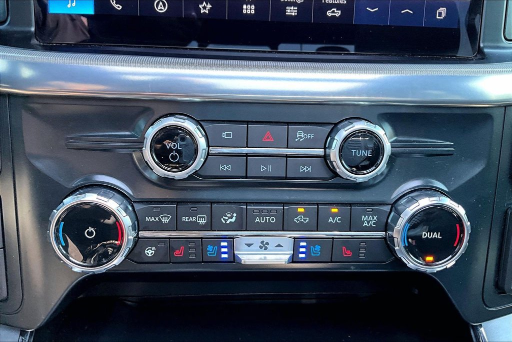 Used 2025 Ford F150 Lariat w/ Equipment Group 501A Mid AWD/4WD image 18