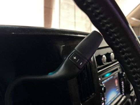 Used 2016 Chevrolet Express 2500 RWD image 22