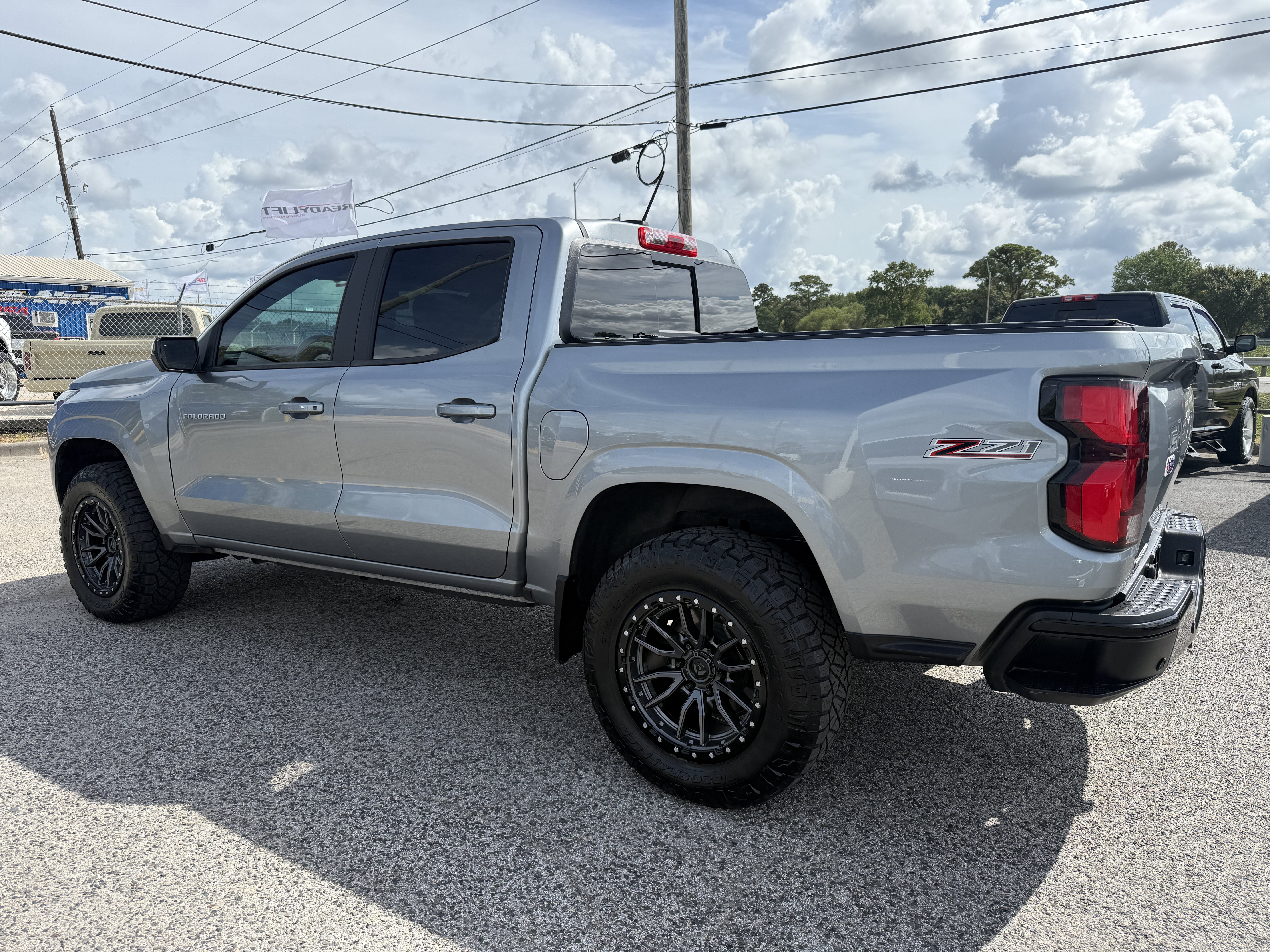 Used 2024 Chevrolet Colorado Z71 w/ Z71 Convenience Package 2 AWD/4WD image 6
