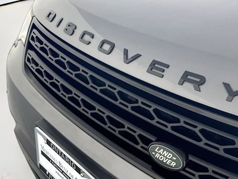 Used 2017 Land Rover Discovery HSE Luxury image 13