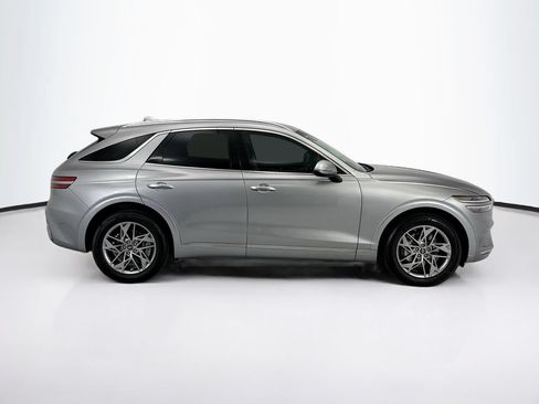 Used 2025 Genesis GV70 2.5T AWD/4WD image 4