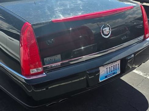 Used 2007 Cadillac DTS Luxury II FWD image 20