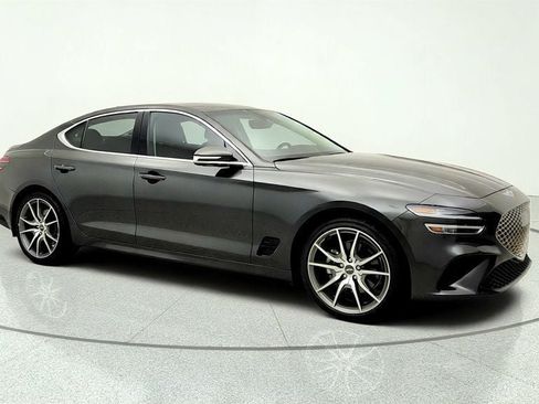 Used 2023 Genesis G70 2.0T AWD/4WD image 3