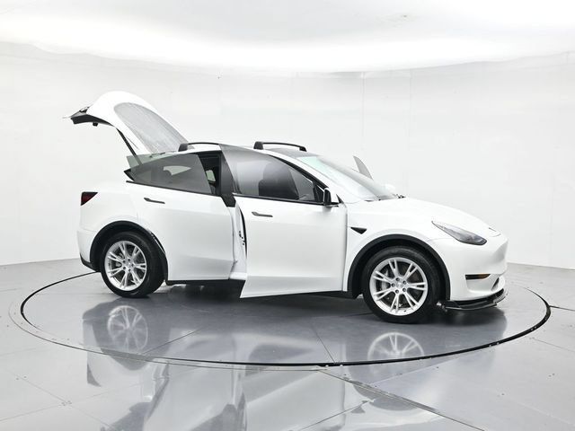 Used 2022 Tesla Model Y Long Range AWD/4WD image 50