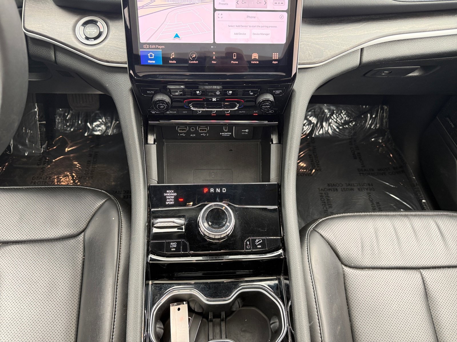 Used 2023 Jeep Grand Cherokee 4WD 4xe w/ Luxury Tech Group II image 15
