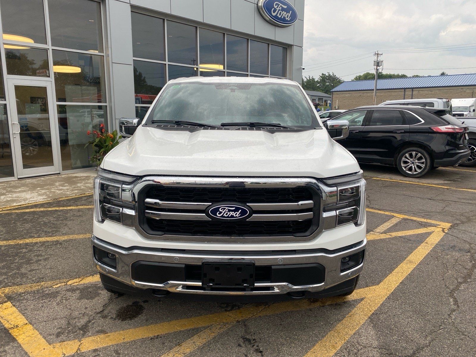 Used 2025 Ford F150 Lariat w/ Equipment Group 502A High AWD/4WD image 9