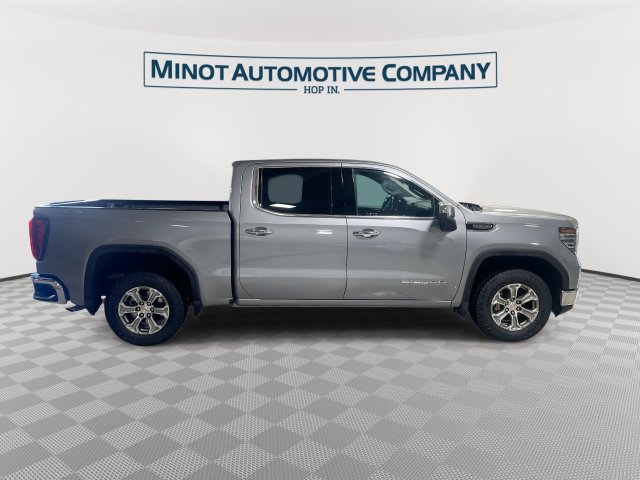 Used 2025 GMC Sierra 1500 SLT AWD/4WD image 10