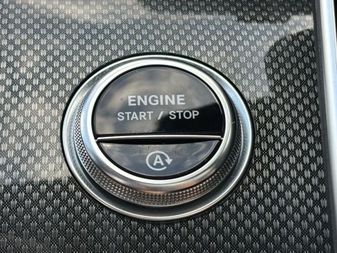 Used 2024 Mercedes-Benz C 43 AMG AMG C 43 image 43