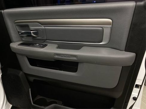 Used 2019 RAM 1500 Big Horn AWD/4WD image 25