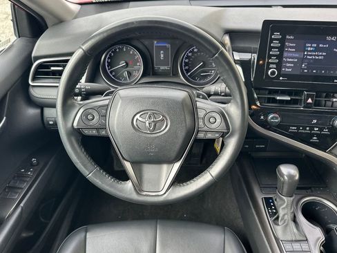 Used 2024 Toyota Camry SE FWD image 14