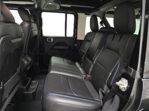 Used 2024 Jeep Wrangler High Altitude image 9