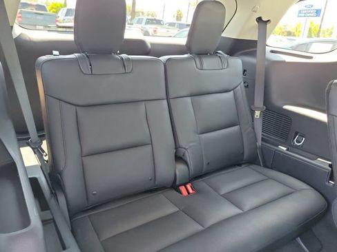 Used 2026 Ford Explorer Active w/ Active Comfort Package RWD image 19