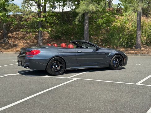 Used 2015 BMW M6 Convertible RWD image 13