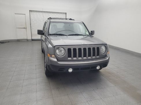 Used 2014 Jeep Patriot Latitude FWD image 14