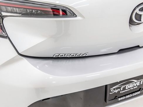 Used 2022 Toyota Corolla SE image 11