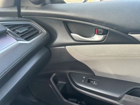 Used 2016 Honda Civic EX-T image 37