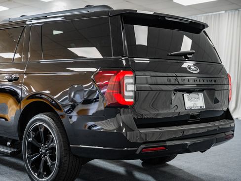 Used 2024 Ford Expedition Max Limited image 6