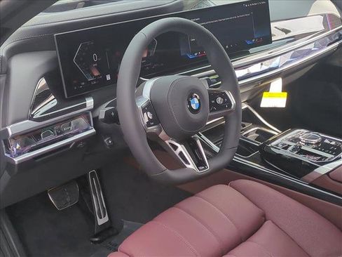 New 2026 BMW 740i image 10