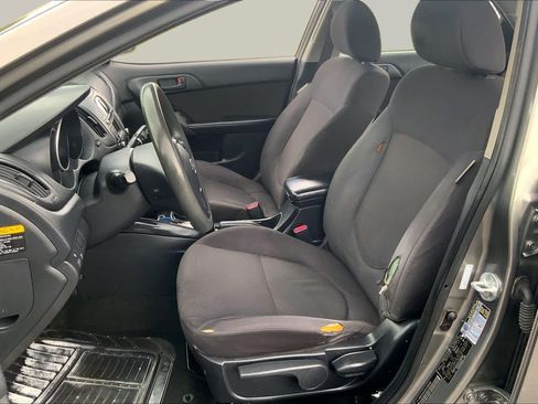 Used 2012 Kia Forte EX FWD image 7