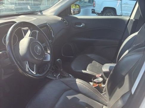 Used 2020 Jeep Compass Limited AWD/4WD image 5