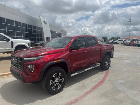 Used 2023 GMC Canyon AT4 w/ AT4 Premium Package AWD/4WD image 1