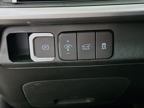 Used 2025 Hyundai Santa Fe SEL image 16