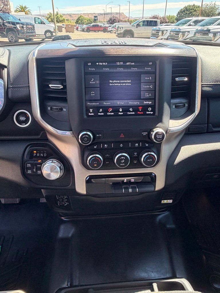 Used 2021 RAM 1500 Laramie AWD/4WD image 19