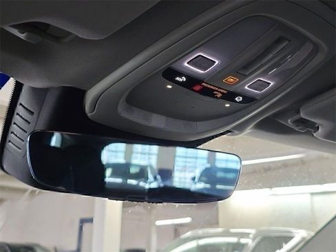 New 2026 Volvo XC90 T8 Plus w/ Protection Package Premier image 28