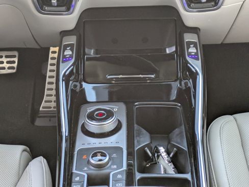 Certified 2023 Kia Sorento SX Prestige image 21