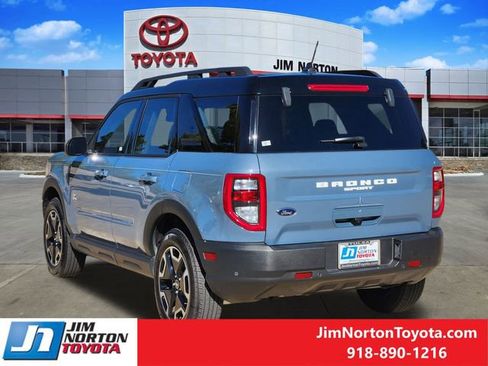 Used 2024 Ford Bronco Sport Outer Banks w/ Tech Package image 8