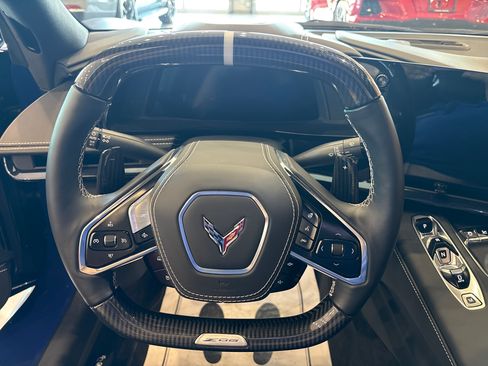 Used 2025 Chevrolet Corvette Z06 w/ Z07 Performance Package RWD image 14