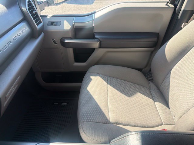 Used 2019 Ford F250 XLT w/ XLT Premium Package AWD/4WD image 28