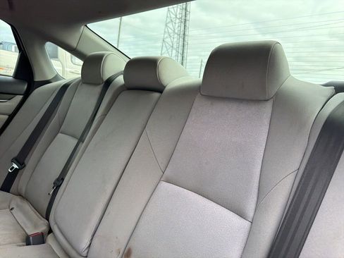 Used 2018 Honda Accord LX image 14