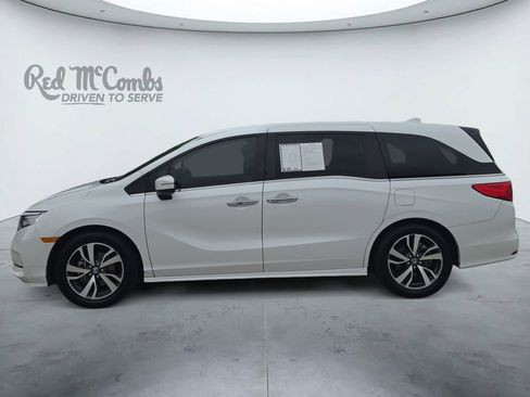 Used 2021 Honda Odyssey Touring image 2